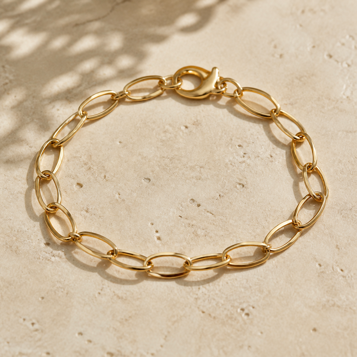 Solis gold link bracelet